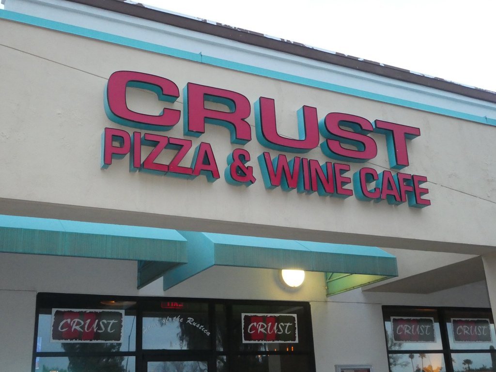 Crust Pizza & Wine Cafe